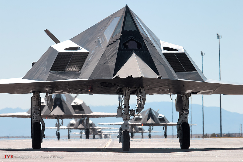 Illustration for article titled All These Jaw-Dropping Airplane Images Were Taken By This Flying Photog